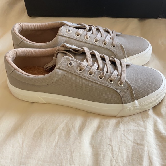 New republic men’s shoes - Picture 2 of 4